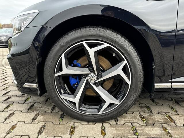 Volkswagen PASSAT 1.4 TSI DSG GTE PANO-DAK/DYNAUDIO/LEDER/MEMORY/TREKHAAK/NAVI/ACC
