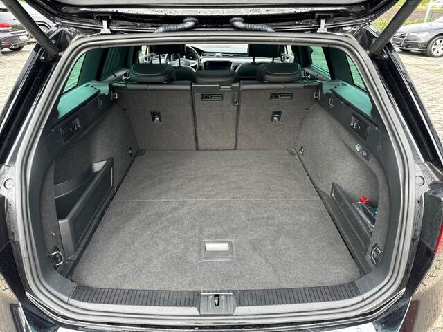 Volkswagen PASSAT 1.4 TSI DSG GTE PANO-DAK/DYNAUDIO/LEDER/MEMORY/TREKHAAK/NAVI/ACC