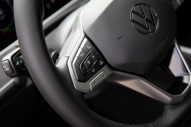 Volkswagen PASSAT Variant 1.5 eTSI Elegance Business Massagestoelen, Adap. cruise, Sfeerverlichting, Schakelflippers, Stuurverwarming
