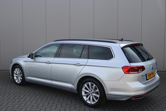 Volkswagen PASSAT Variant 1.4 TSI PHEV GTE Business Elektr.-Trekhaak/Navigatie/Stoelverwarming/Adaptive-Cruise