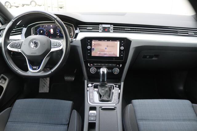Volkswagen PASSAT Variant 1.4 TSI PHEV GTE Business Elektr.-Trekhaak/Navigatie/Stoelverwarming/Adaptive-Cruise