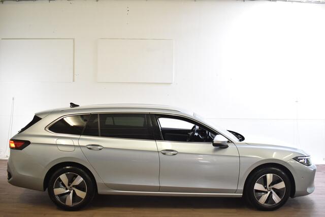 Volkswagen PASSAT Variant 1.5 eTSI DSG BUSINESS TREKHAAK/CAMERA/VIRTUAL
