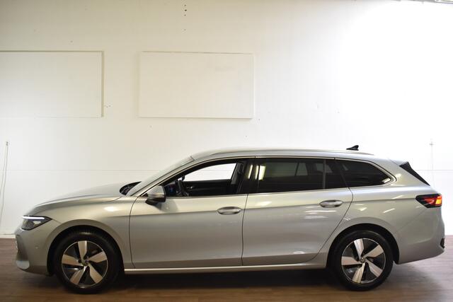Volkswagen PASSAT Variant 1.5 eTSI DSG BUSINESS TREKHAAK/CAMERA/VIRTUAL