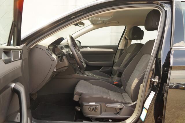 Volkswagen PASSAT Variant 1.5 TSI 150pk DSG Business -NAVI-ECC-LED-