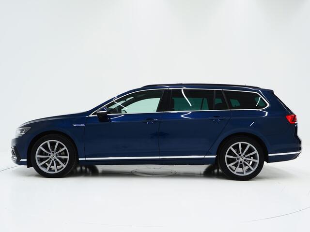 Volkswagen PASSAT Variant 1.4 TSI PHEV GTE | Panoramadak | Massage | 360 | Adaptive Cruise | Virtual | Trekhaak
