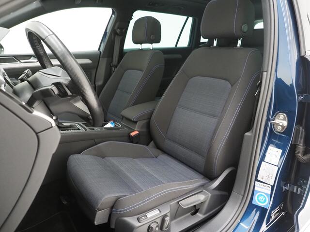 Volkswagen PASSAT Variant 1.4 TSI PHEV GTE | Panoramadak | Massage | 360 | Adaptive Cruise | Virtual | Trekhaak