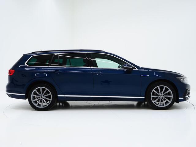 Volkswagen PASSAT Variant 1.4 TSI PHEV GTE | Panoramadak | Massage | 360 | Adaptive Cruise | Virtual | Trekhaak