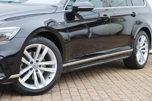 Volkswagen PASSAT Variant 1.5 TSI Elegance Business R 150pk