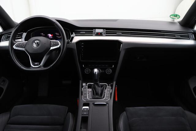 Volkswagen PASSAT Variant 1.5 TSI Elegance Business R 150pk