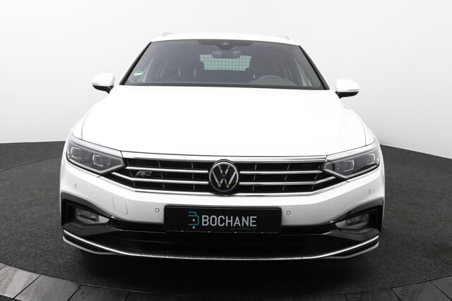 Volkswagen PASSAT Variant 1.5 TSI R-Line Business +
