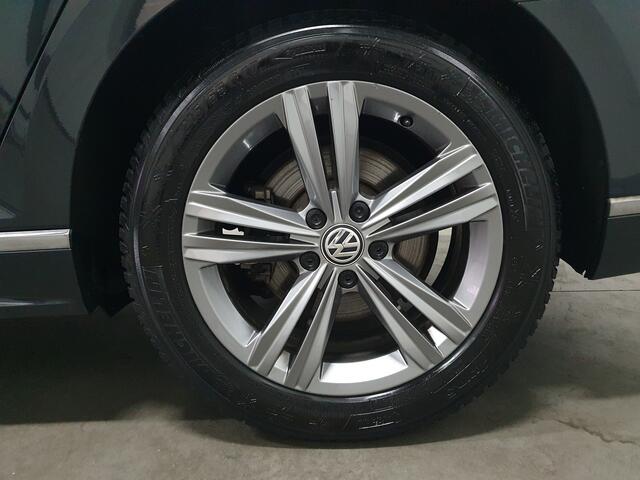 Volkswagen PASSAT Variant 1.5 TSI Elegance Business R NAVI/LED/CRUISE/CLIMA/LMV