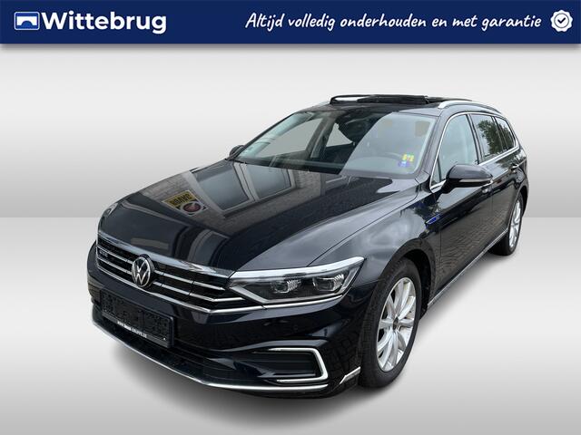 Volkswagen PASSAT Variant 1.4 TSI PHEV GTE Business / AUTOMAAT/ PANO/ MATRIX/ KEYLESS/ NAVI/ DIGITAL DASH/ ADAPT. CRUISE/ LEDER/ DAB/ STOEL VERWARM. CLIMA/ PARK. SENSOREN + CAMERA/ APP-CONNECT/ BLUETOOTH/ RIJ-MODI