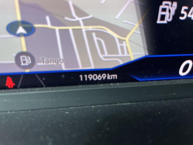 Volkswagen PASSAT Variant 1.4 TSI PHEV GTE Business / AUTOMAAT/ PANO/ MATRIX/ KEYLESS/ NAVI/ DIGITAL DASH/ ADAPT. CRUISE/ LEDER/ DAB/ STOEL VERWARM. CLIMA/ PARK. SENSOREN + CAMERA/ APP-CONNECT/ BLUETOOTH/ RIJ-MODI