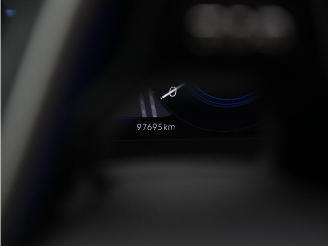 Volkswagen PASSAT Variant 1.4 TSI 218 pk DSG PHEV GTE Business | Panoramadak | Trekhaak | Navigatie Discover Pro | IQ Light | Dynaudio | Adaptief onderstel