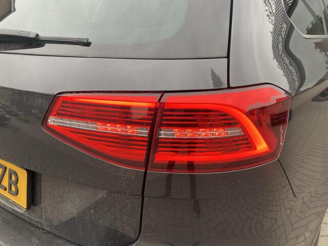 Volkswagen PASSAT Variant 1.4 TSI automaat ACT Highline Business *Trekhaak* *Net binnen*