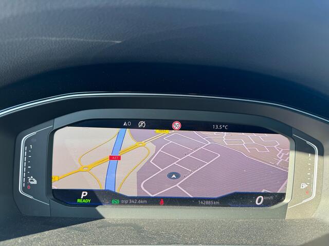 Volkswagen PASSAT Variant 1.4 TSI PHEV GTE Business pano, virtual cockpit, stoelverwarming