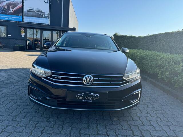 Volkswagen PASSAT Variant 1.4 TSI PHEV GTE Business pano, virtual cockpit, stoelverwarming