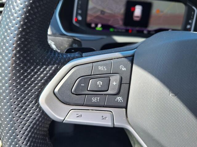 Volkswagen PASSAT Variant 1.4 TSI GTE Plug in Hybrid PHEV | Panodak | Adaptive Cruise | Alcantara Sportstoelen | Carplay | IQ Led | 360 Camera |