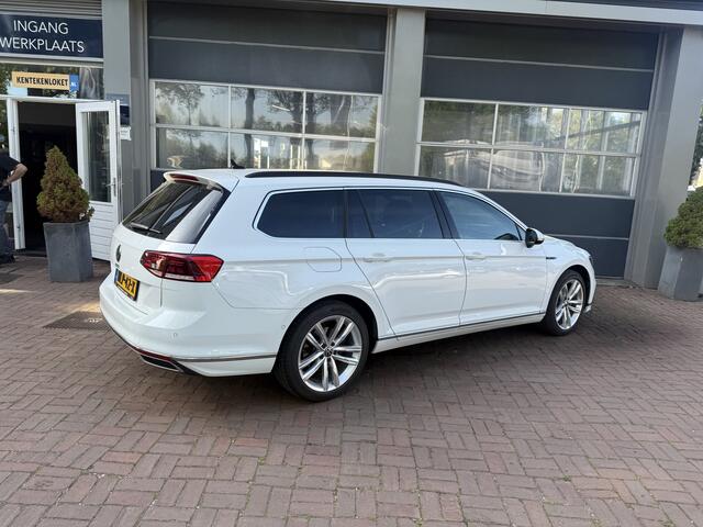 Volkswagen PASSAT Variant 1.4 TSI PHEV GTE Business 245pk trekhaak 1600kg Bj 2021 Dealer onderhouden !!