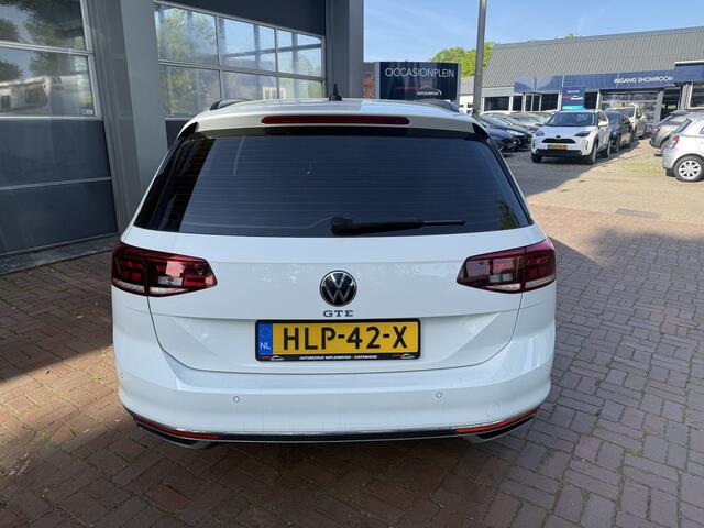 Volkswagen PASSAT Variant 1.4 TSI PHEV GTE Business 245pk trekhaak 1600kg Bj 2021 Dealer onderhouden !!