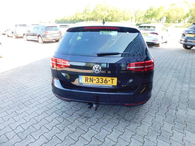 Volkswagen PASSAT Variant 1.6 TDI/DSG Comfortline Business ACC, Apple Carplay