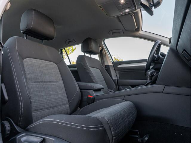 Volkswagen PASSAT Variant 1.5 TSI Business ORG NL TREKHAAK CAMERA VIRTUAL DASH APPLE CARPLAY