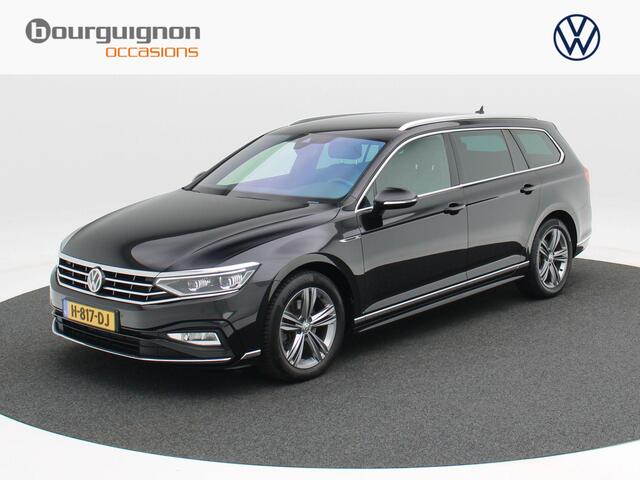 Volkswagen PASSAT Variant 1.5 TSi 150 Pk Automaat R-Line | Adaptive Cruise | CarPlay | Navigatie | Bluetooth | Parkeersensoren Achter | Stoelverwarming | 17 Inch | Trekhaak |