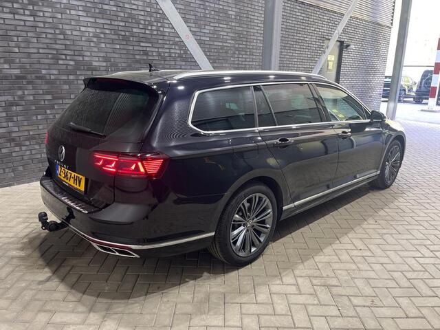 Volkswagen PASSAT Variant 1.5 TSI R-Line Business | Trekhaak | Camera | ACC | Stoelverwarming | Getint Glas