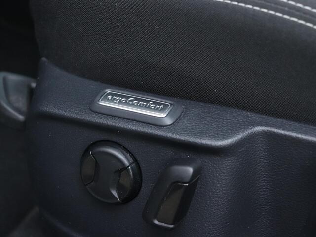 Volkswagen PASSAT Variant 1.5 TSI Business | Adaptieve Cruise control | App-Connect | Camera | Keyless |