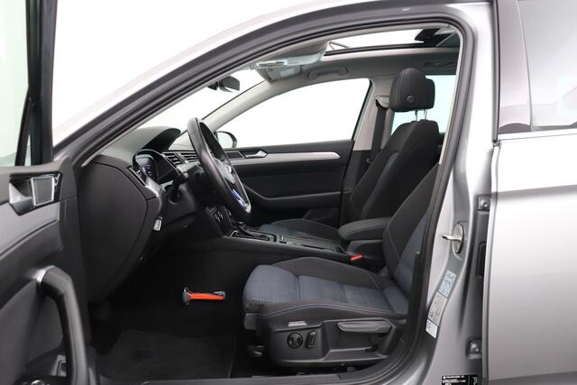 Volkswagen PASSAT Variant 1.4 TSI PHEV GTE Business+ Pano-dak Dodehoek Head-up Display