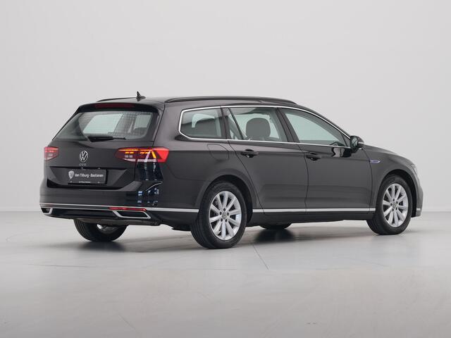 Volkswagen PASSAT Variant 1.4 TSI 218pk PHEV GTE Trekhaak Camera Navigatie Stoelverwarming