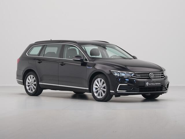 Volkswagen PASSAT Variant 1.4 TSI 218pk PHEV GTE Trekhaak Camera Navigatie Stoelverwarming