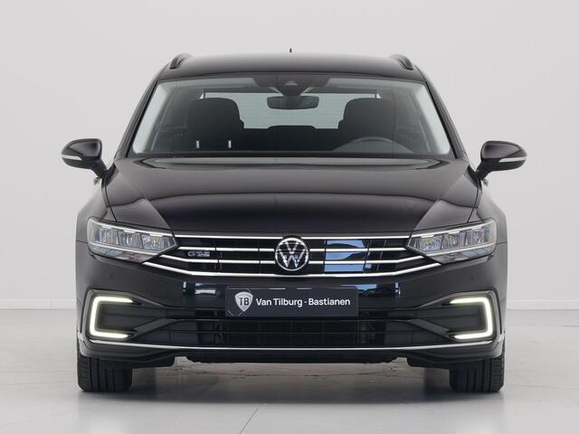 Volkswagen PASSAT Variant 1.4 TSI 218pk PHEV GTE Trekhaak Camera Navigatie Stoelverwarming