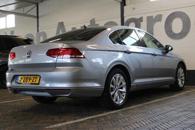 Volkswagen PASSAT 1.5 TSI Highline Business | Incl. 12 maanden garantie | Adaptive cruise control | Climate control | Parkeersensoren | Apple carplay/Android auto | Navigatie |