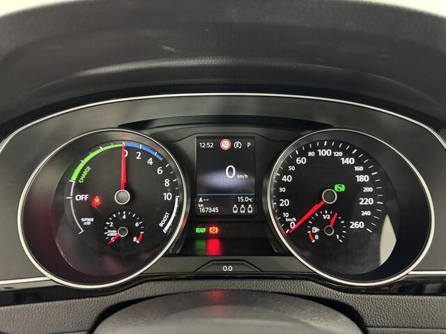 Volkswagen PASSAT Variant 1.4 TSI PHEV GTE / DCC / Camera / Trekhaak