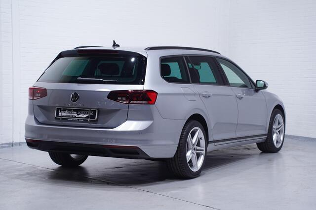 Volkswagen PASSAT Variant 2.0 TDI Conceptline Clima Navi Stoelverwarming Apple Carpay/Android Auto PDC v+a