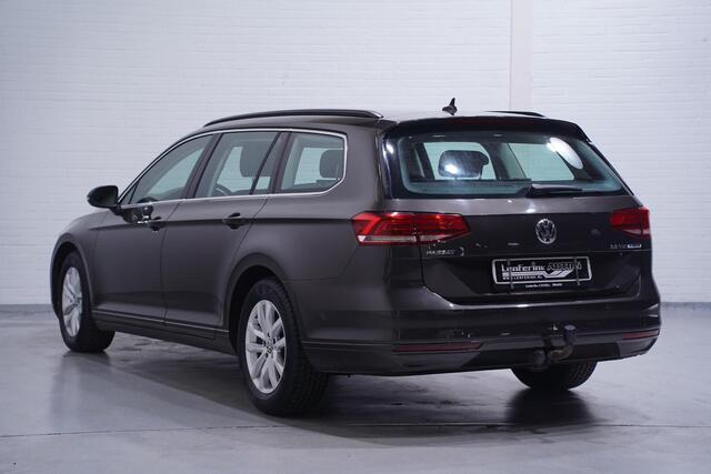 Volkswagen PASSAT Variant 2.0 TDI Comfortline Clima Stoelverwarming Navi Led koplampen Trekhaak