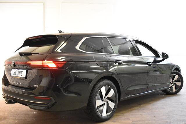 Volkswagen PASSAT Variant 1.5 eTSI 150PK DSG BUSINESS ***360-CAMERA/ALCANTARA/TREKHAAK