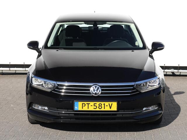 Volkswagen PASSAT 1.4 TSI Comfortline Business 125pk DSG Automaat | LED | Navigatie | Climate control | Cruise control | Parkeersensoren