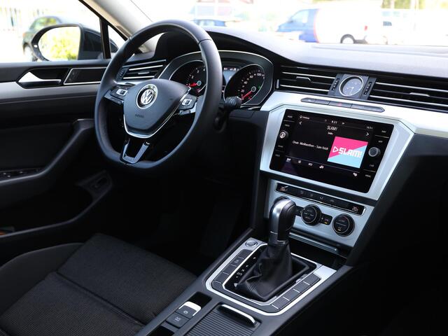 Volkswagen PASSAT 1.4 TSI Comfortline Business 125pk DSG Automaat | LED | Navigatie | Climate control | Cruise control | Parkeersensoren