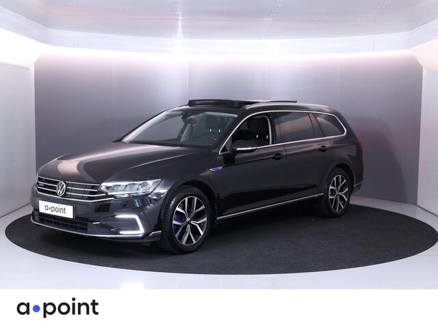 Volkswagen PASSAT 1.4 TSI PHEV GTE Business 218 PK DSG (Automaat) | Panorama dak | lederen bekleding | Digitaal dashboard | Trekhaak |