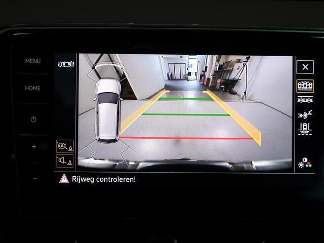Volkswagen PASSAT 1.4 TSI PHEV GTE Business 218 PK DSG (Automaat) | Panorama dak | lederen bekleding | Digitaal dashboard | Trekhaak |