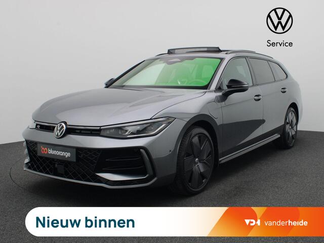 Volkswagen PASSAT Variant 1.5 eHybrid R-Line Edition 272PK DSG Matrix led, trekhaak, adaptive cruise, side assist, schuif-kanteldak, keyless, elek. bedienbare achterklep, stoelverwarming voor & achter, stuurwielverwarming, 19" lichtmetaal