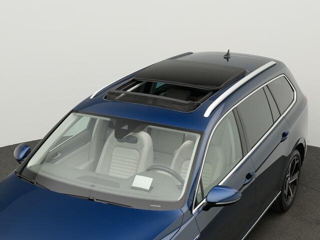 Volkswagen PASSAT Variant GTE Business 1.4 TSI eHybrid 218 pk DSG | Pano | 360 Camera | HUD | Standkachel | Dynaudio Sound | Dynamic Chassis Control | Park Assist | Side Assist | Adaptive Cruise Control