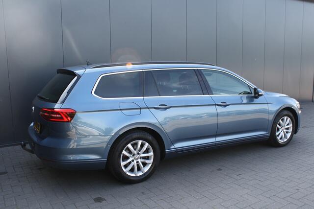 Volkswagen PASSAT Variant 2.0 TDI 150PK EURO 6 Highline - NAVIGATIE - CAMERA - VIRTUAL COCKPIT - TREKHAAK
