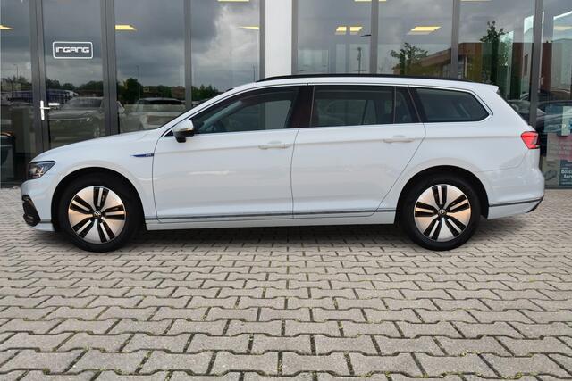 Volkswagen PASSAT Variant 1.4 TSI PHEV GTE Business | Dealer Onderhouden | ACC | Camera |