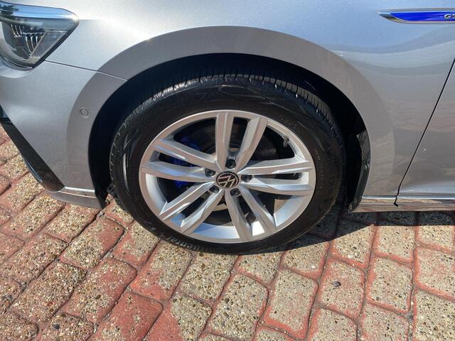 Volkswagen PASSAT Variant 1.4 TSI PHEV GTE Business | 218 pk | Trekhaak | ERGO Massage | Clima | IQ. Light | Virtual Cockpit | A-Camera |