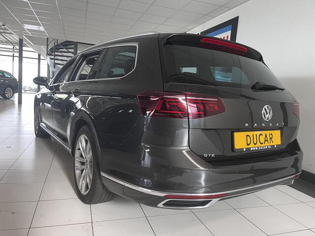 Volkswagen PASSAT 1.4 TSI PHEV GTE Business Panorama dak / Alcantarabekleding/ Virtual cockpit
