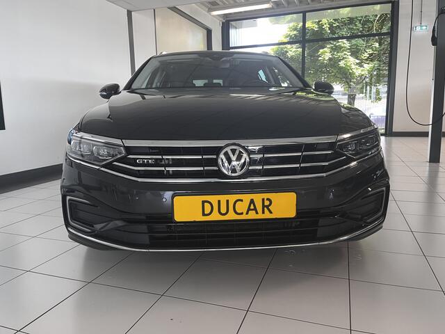 Volkswagen PASSAT 1.4 TSI PHEV GTE Business Panorama dak / Alcantarabekleding/ Virtual cockpit