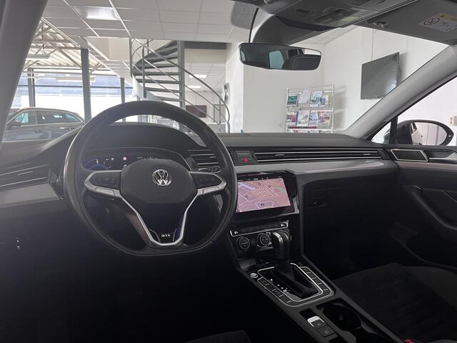 Volkswagen PASSAT 1.4 TSI PHEV GTE Business Panorama dak / Alcantarabekleding/ Virtual cockpit